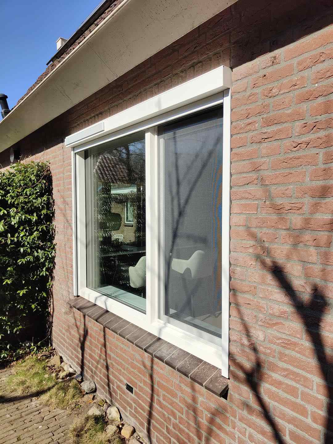 Kunststof kozijnen met solar screens in Appelscha voor duurzame zonwering en energiebesparing