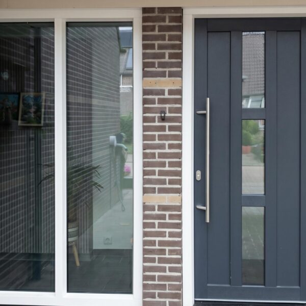 Kunststof kozijnen antraciet in Hoogeveen